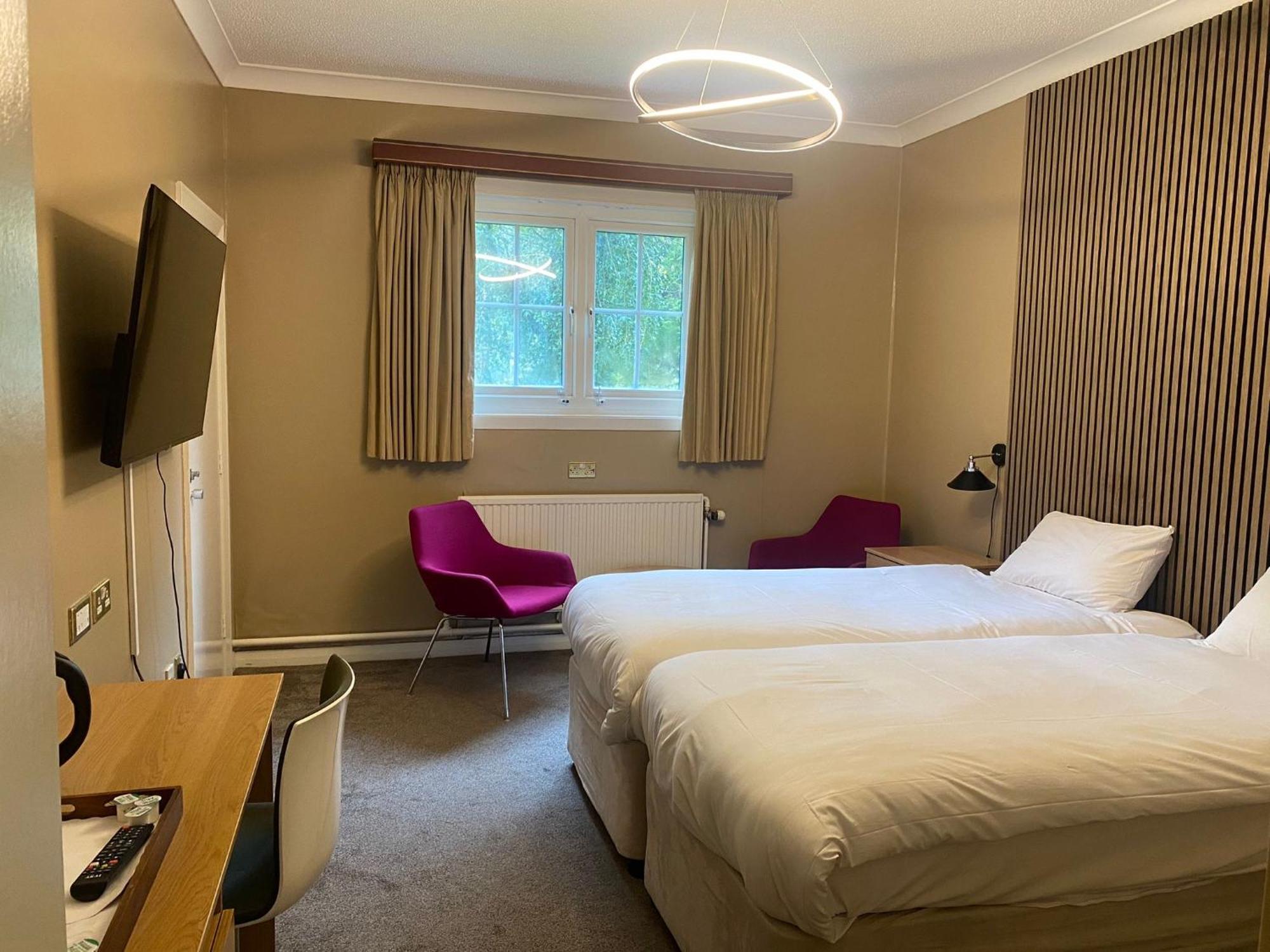 Airport Inn & Spa Manchester Уилмслоу Экстерьер фото