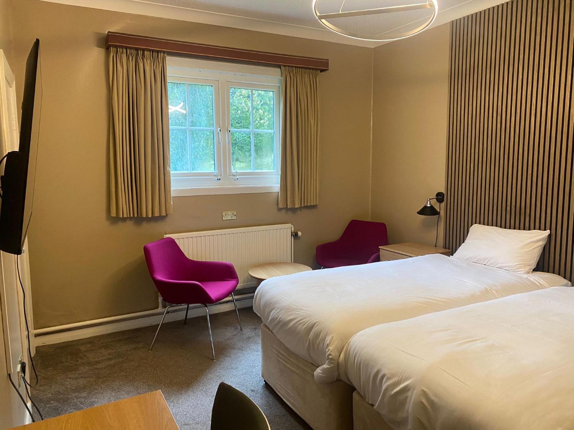 Airport Inn & Spa Manchester Уилмслоу Экстерьер фото
