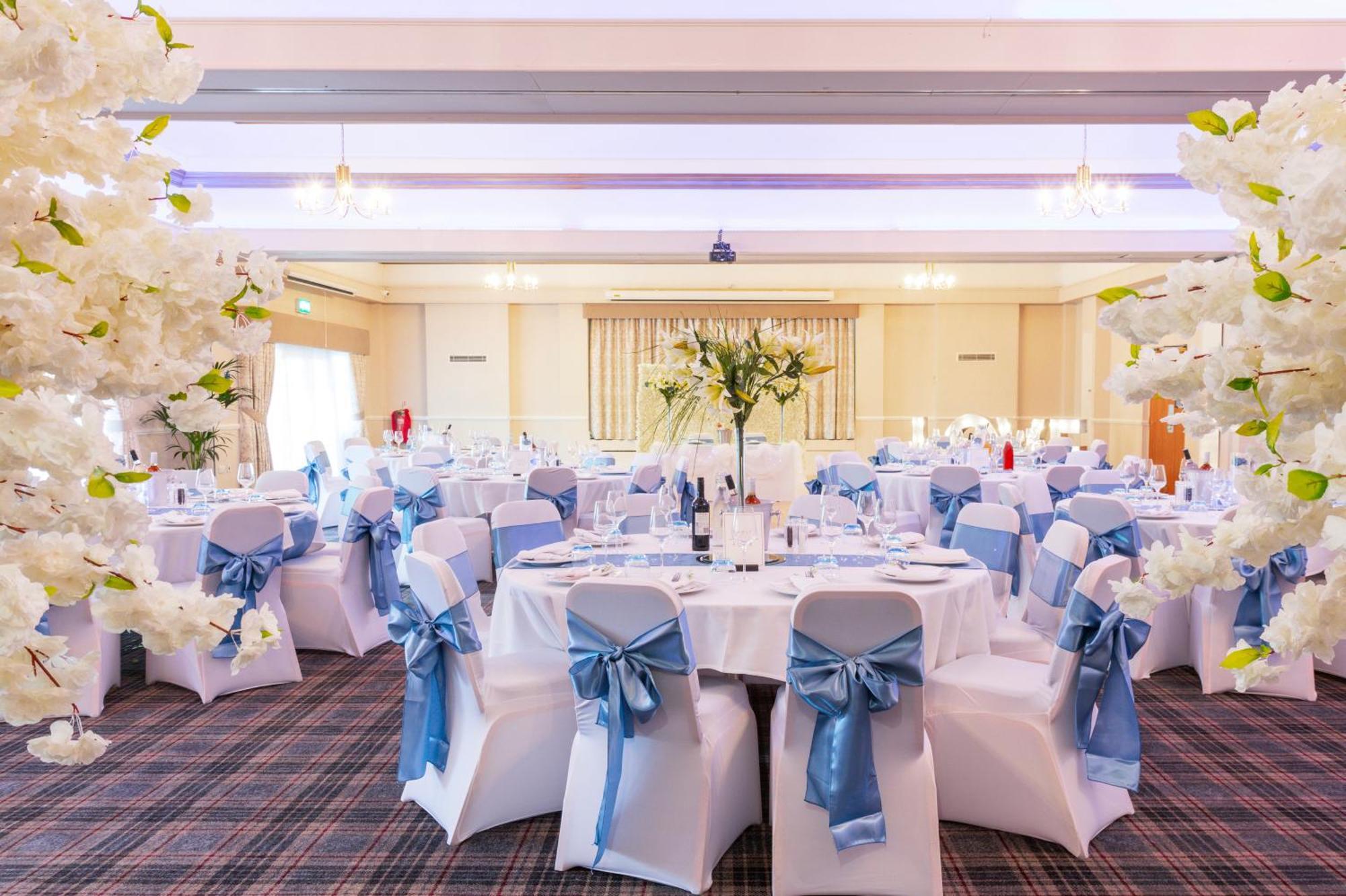 Airport Inn & Spa Manchester Уилмслоу Экстерьер фото